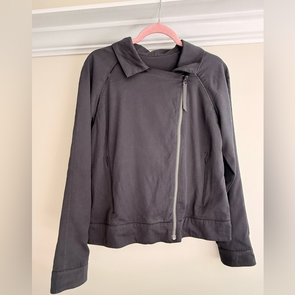 Lululemon Soft Summer Black Asymmetrical Zip Lightweight Vent Jacket NO SIZE - Picture 8 of 13
